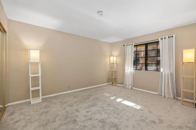 8860 Villa La Jolla Dr 105, La Jolla, CA 92037