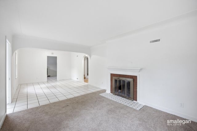 958 Ada Avenue, Muskegon, MI 49442