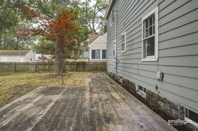 958 Ada Avenue, Muskegon, MI 49442