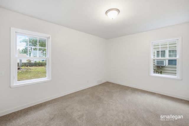 958 Ada Avenue, Muskegon, MI 49442