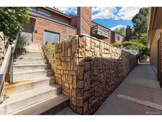 301 W Lehow Ave 11, Englewood, CO 80110