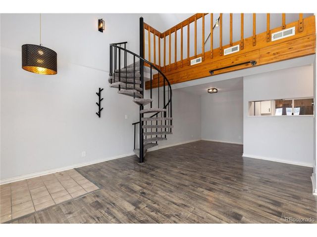 301 W Lehow Ave 11, Englewood, CO 80110