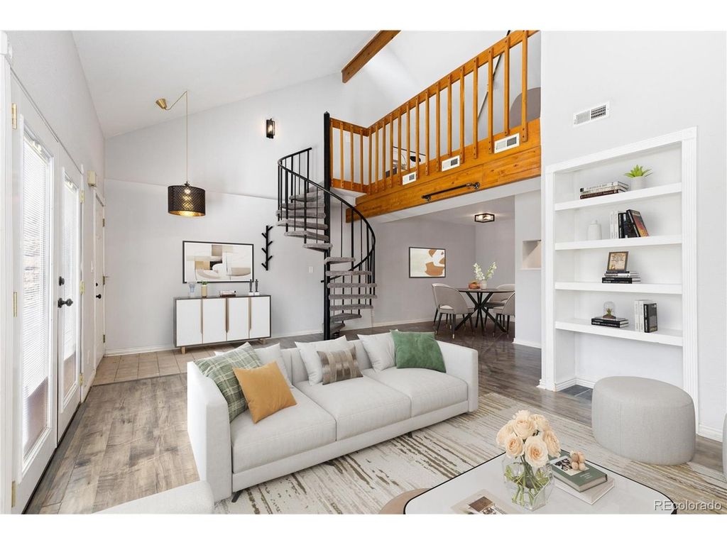 301 W Lehow Ave 11, Englewood, CO 80110