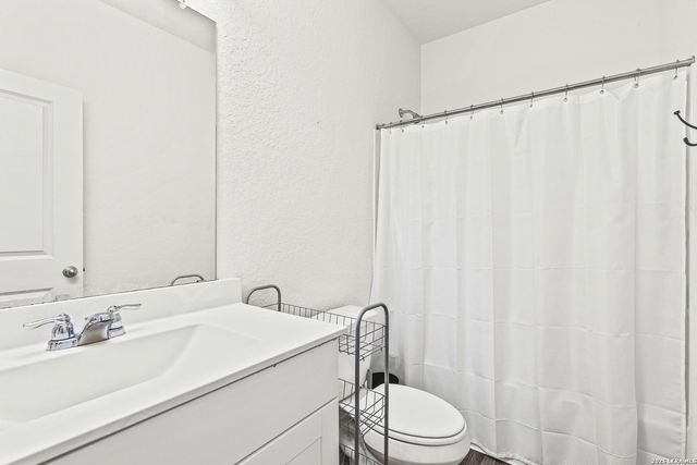 5802 Rue Picasso, Converse, TX 78109