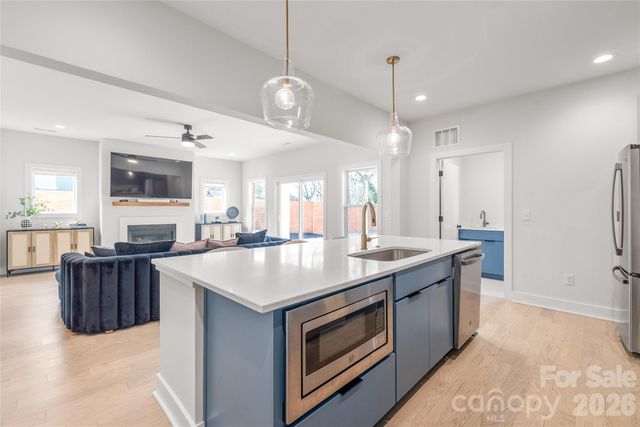 5773 Stephanie Street, Charlotte, NC 28212