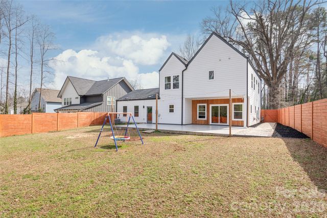 5773 Stephanie Street, Charlotte, NC 28212