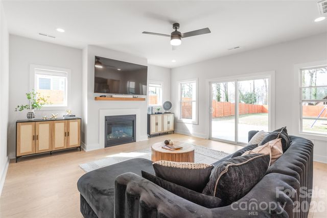 5773 Stephanie Street, Charlotte, NC 28212