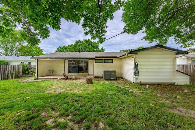 525 Marmaton Rd., El Dorado, KS 67042
