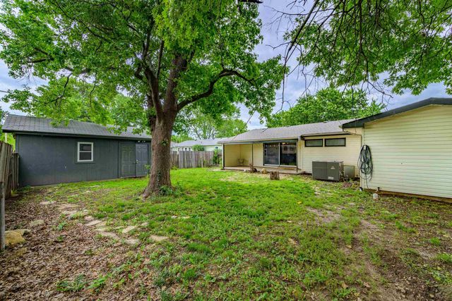 525 Marmaton Rd., El Dorado, KS 67042