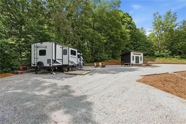 1121 Harkins Rd, Cleveland, GA 30528