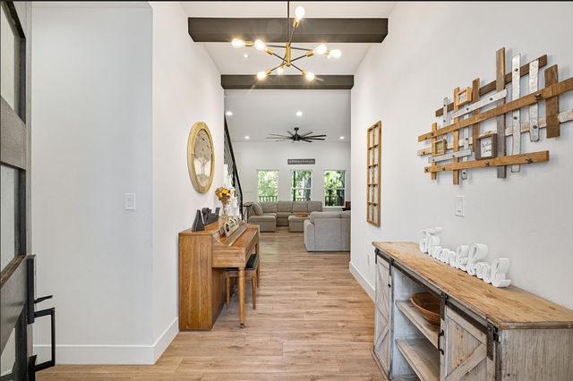 176 Briar Forest DR, Bastrop, TX 78602