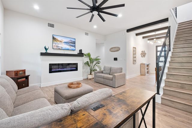 176 Briar Forest DR, Bastrop, TX 78602