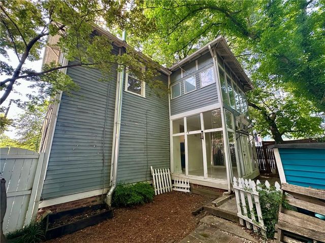 710 Lakeview Avenue NE, Atlanta, GA 30308
