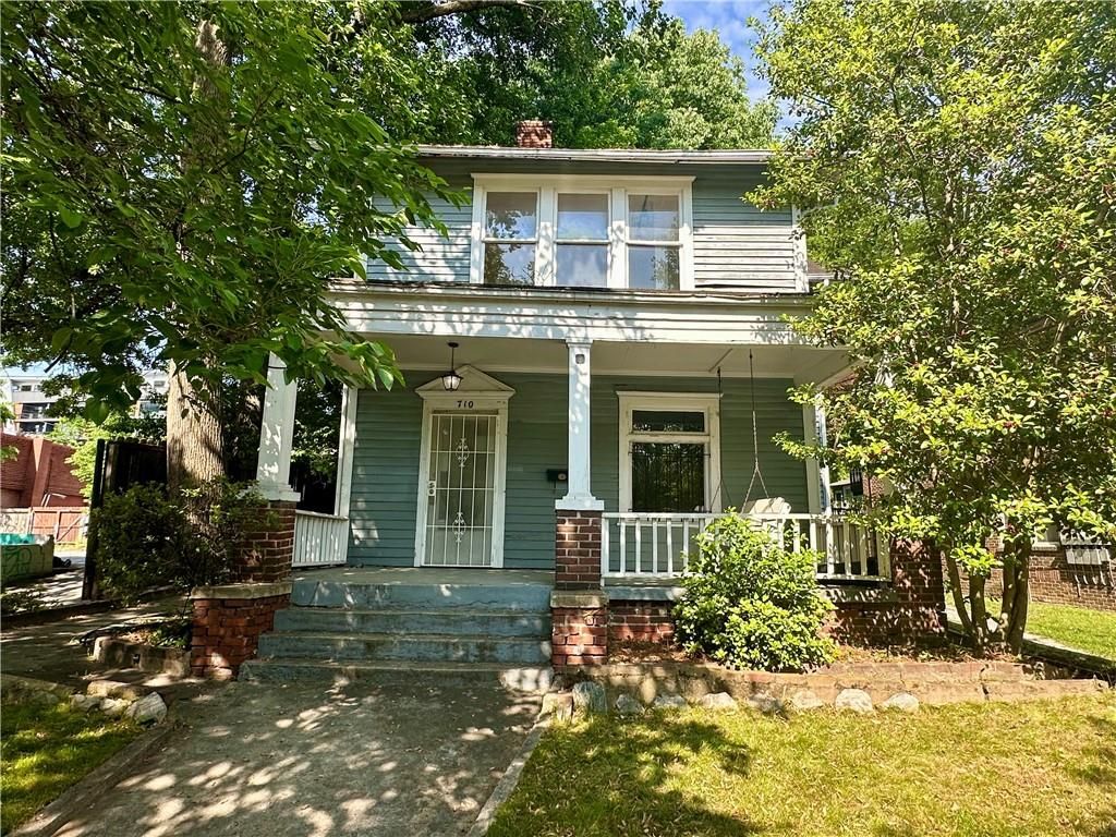 710 Lakeview Avenue NE, Atlanta, GA 30308