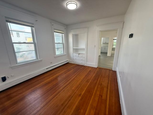 153 Bailey St 2 FL, Lawrence, MA 01843