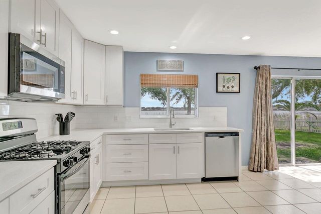 6818 WATERTON DRIVE, Riverview, FL 33578
