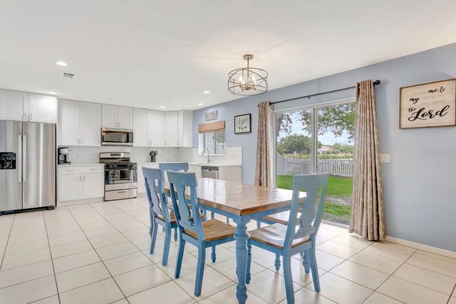 6818 WATERTON DRIVE, Riverview, FL 33578