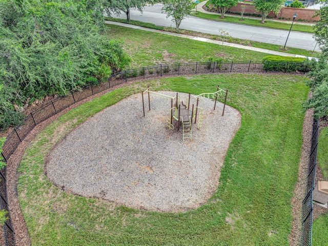 6818 WATERTON DRIVE, Riverview, FL 33578