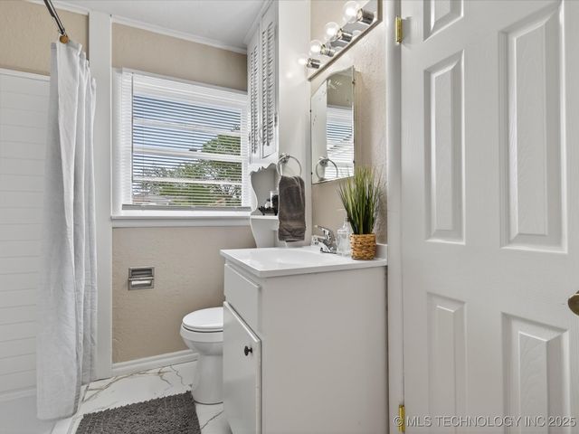 348 N Fenway Avenue, Bartlesville, OK 74006