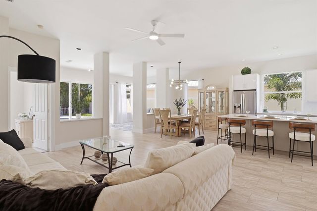 7756 SE Bay Cedar Circle, Hobe Sound, FL 33455