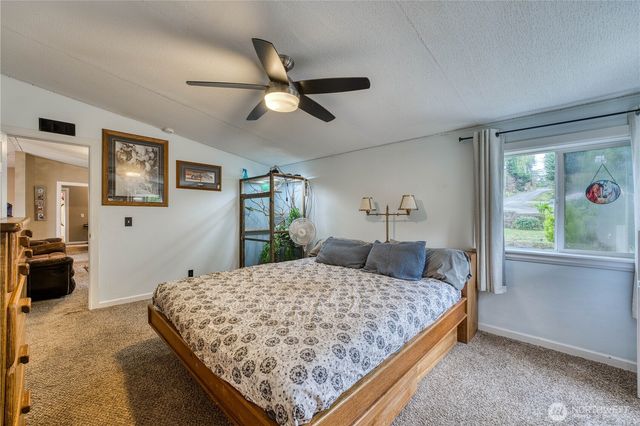 21503 Howard Avenue NE, Kingston, WA 98346