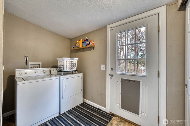 21503 Howard Avenue NE, Kingston, WA 98346