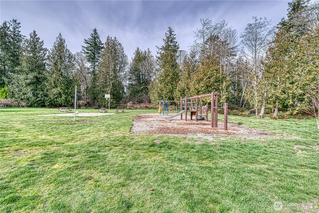 21503 Howard Avenue NE, Kingston, WA 98346
