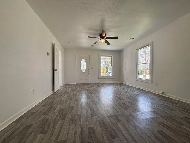 827 East Garfield Street, Springfield, MO 65803