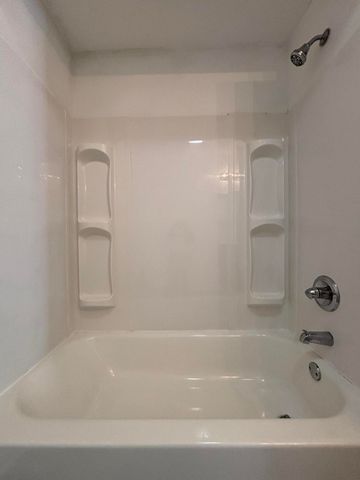 827 East Garfield Street, Springfield, MO 65803