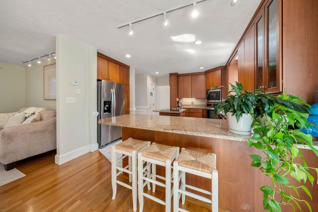24 Winding Way, Plymouth, MA 02360