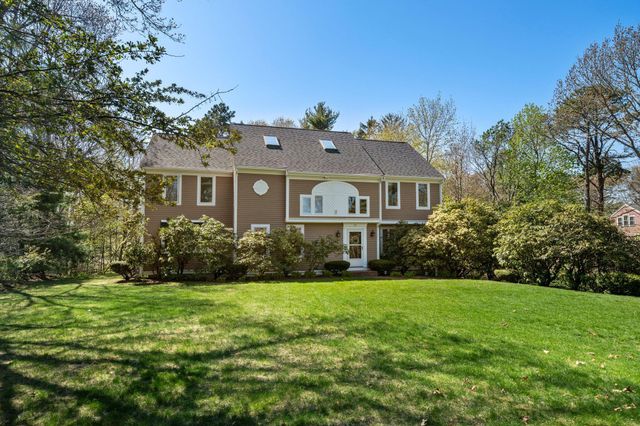 24 Winding Way, Plymouth, MA 02360
