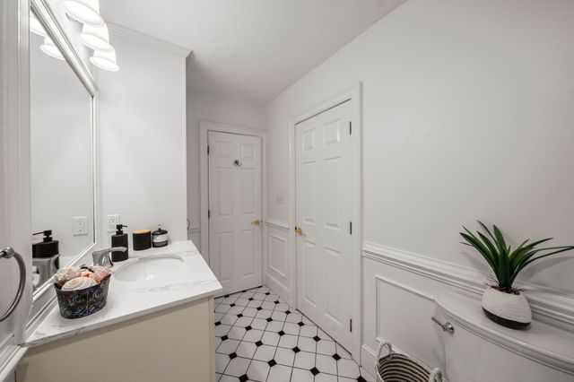 24 Winding Way, Plymouth, MA 02360