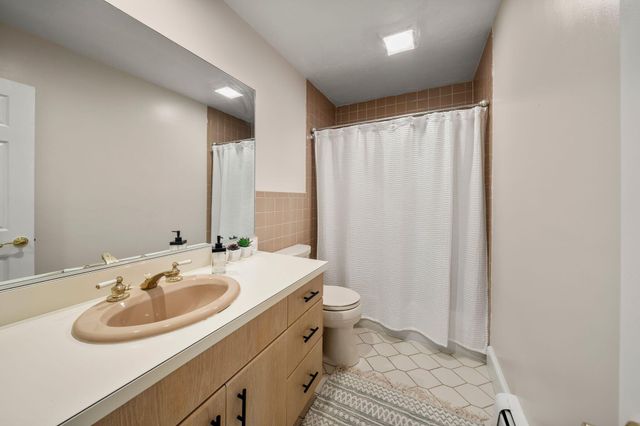 24 Winding Way, Plymouth, MA 02360