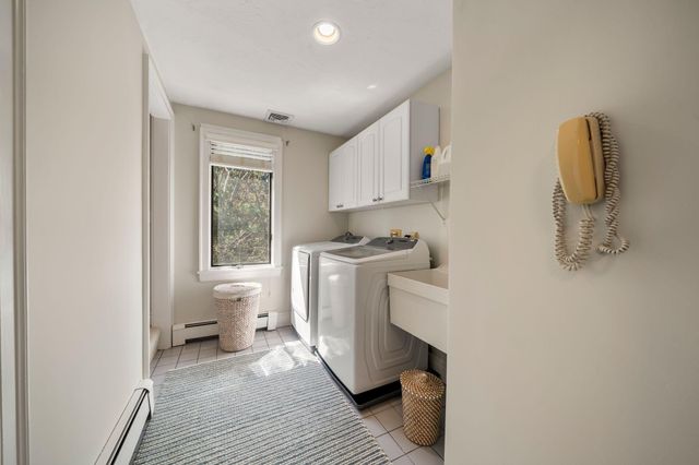 24 Winding Way, Plymouth, MA 02360