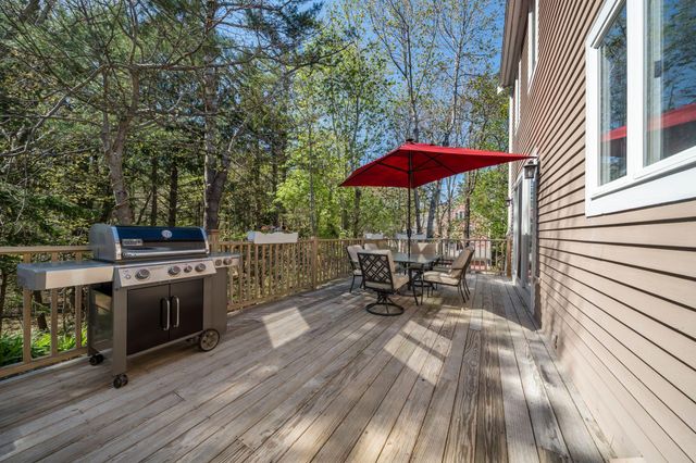 24 Winding Way, Plymouth, MA 02360