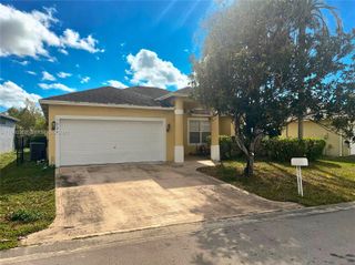 1327 Monteray Way, Green Acres, FL 33413
