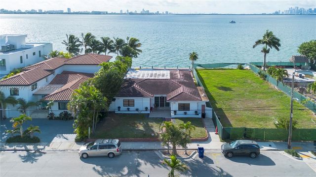 1680 S Treasure Dr, North Bay Village, FL 33141
