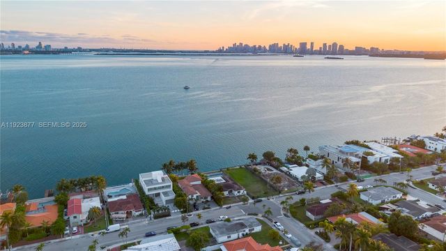 1680 S Treasure Dr, North Bay Village, FL 33141