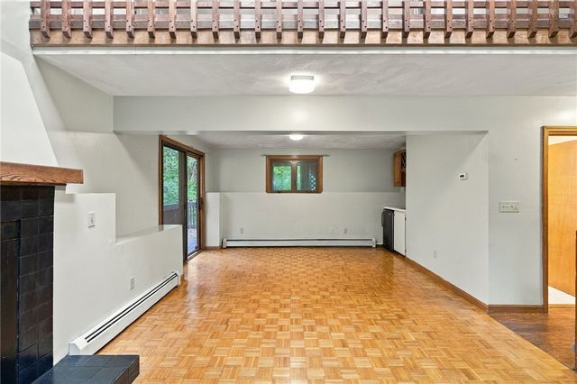 15 Deer Run, Cranston, RI 02921