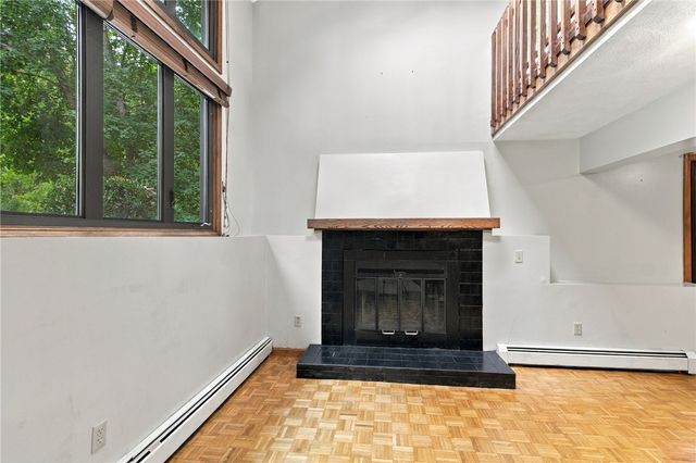 15 Deer Run, Cranston, RI 02921