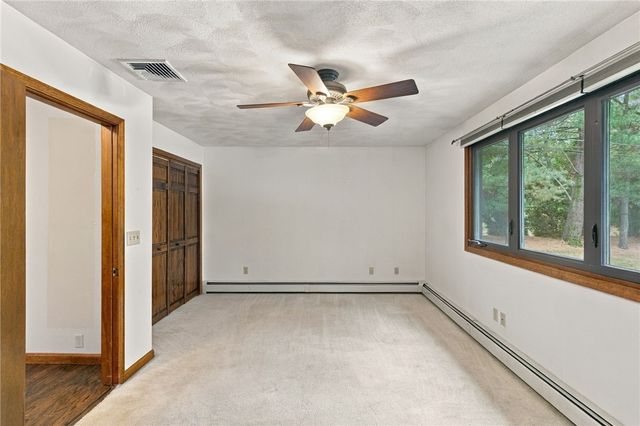 15 Deer Run, Cranston, RI 02921