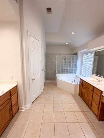 3228 Tearose Drive, Richardson, TX 75082