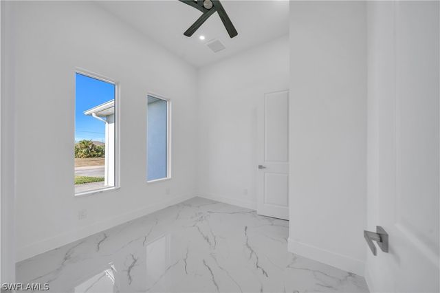 2828 NW 5th TER, Cape Coral, FL 33993