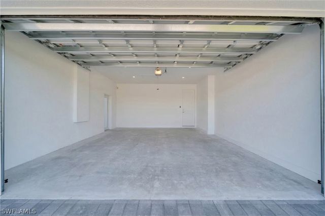 2828 NW 5th TER, Cape Coral, FL 33993