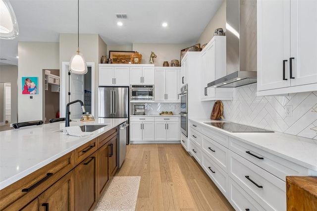 4022 W BAY TO BAY BOULEVARD, Tampa, FL 33629