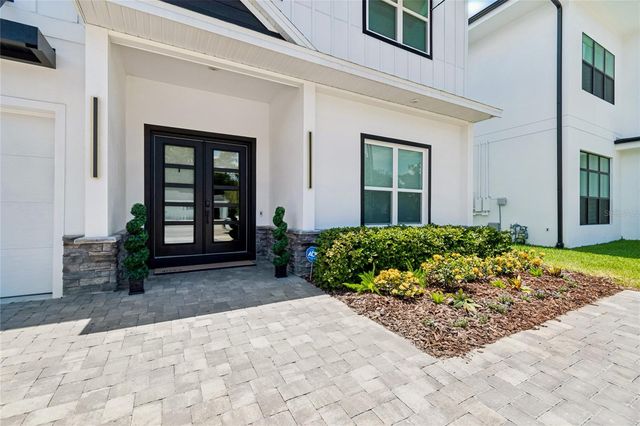 4022 W BAY TO BAY BOULEVARD, Tampa, FL 33629