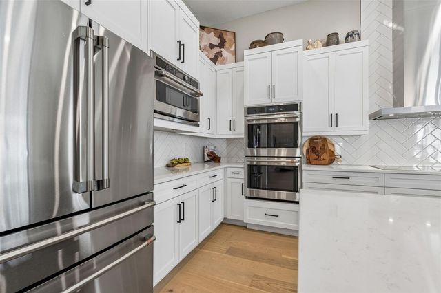 4022 W BAY TO BAY BOULEVARD, Tampa, FL 33629