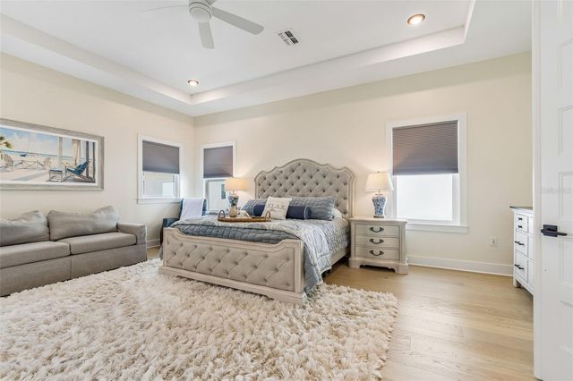 4022 W BAY TO BAY BOULEVARD, Tampa, FL 33629