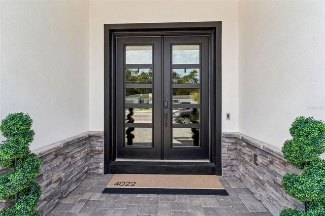 4022 W BAY TO BAY BOULEVARD, Tampa, FL 33629