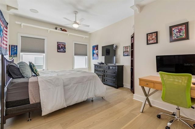 4022 W BAY TO BAY BOULEVARD, Tampa, FL 33629